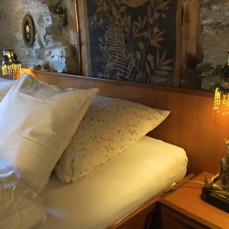 Lieu Secret Dans Les Alpes Suisses Villa Le Tretien Екстериор снимка